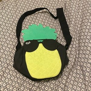 VS Pink pineapple cooler bag